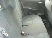 Suzuki Swift 13