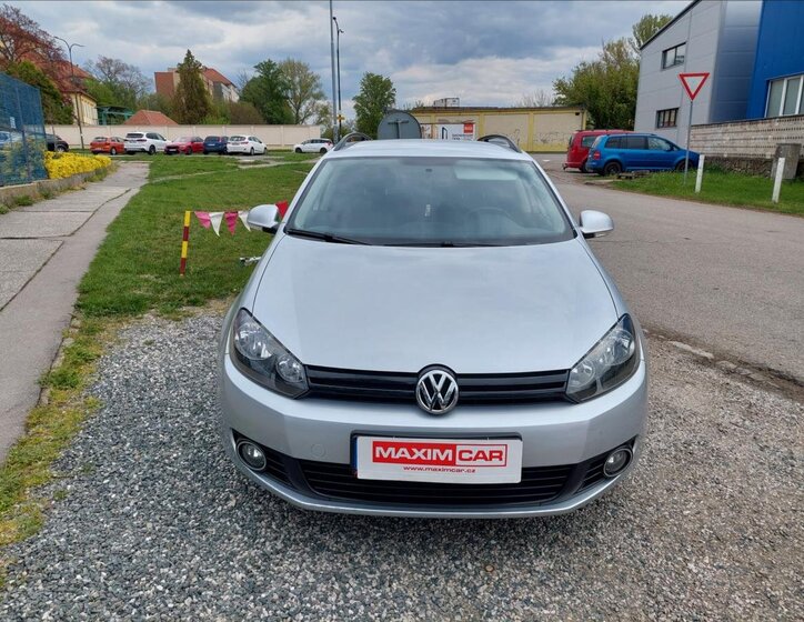 Volkswagen Golf Kombi 1,6 l 77 kw