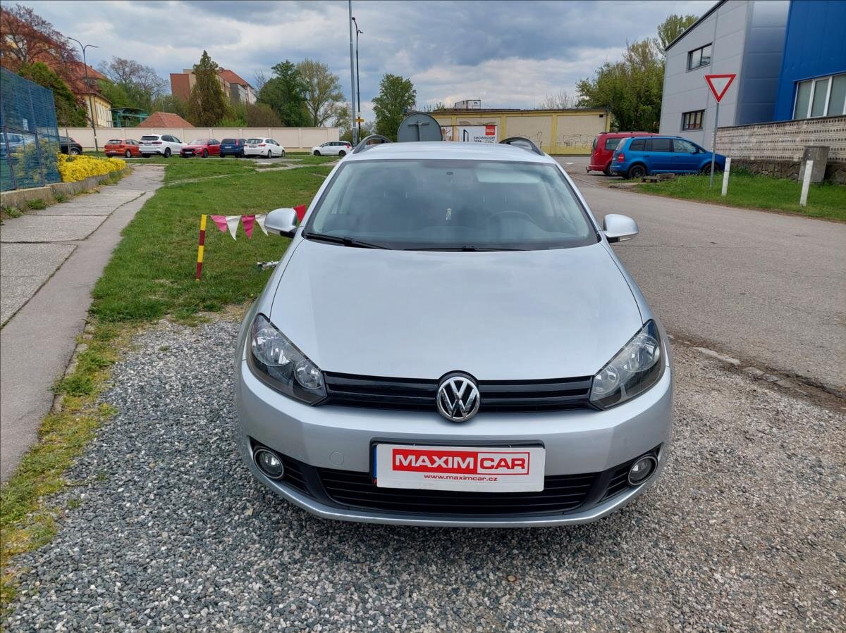Volkswagen Golf Kombi 1,6 l 77 kw