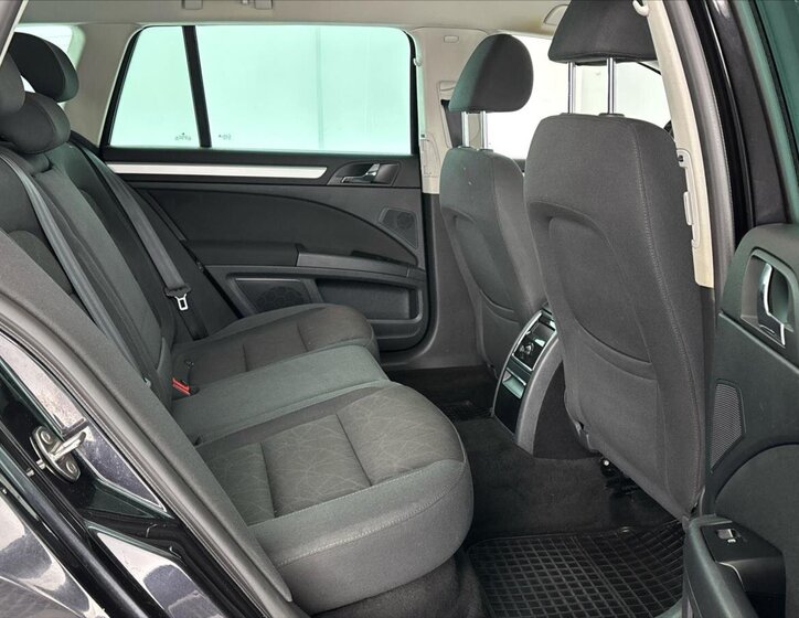 Škoda Superb Kombi 2,0 l 103 kw