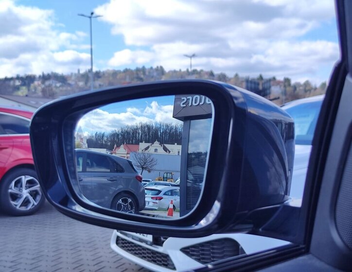 BMW Řada 5 Sedan / Limuzína 3,0 l 250 kw