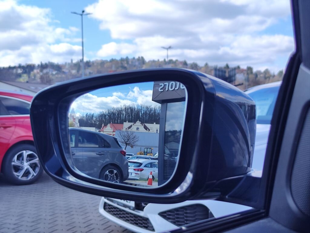 BMW Řada 5 Sedan / Limuzína 3,0 l 250 kw