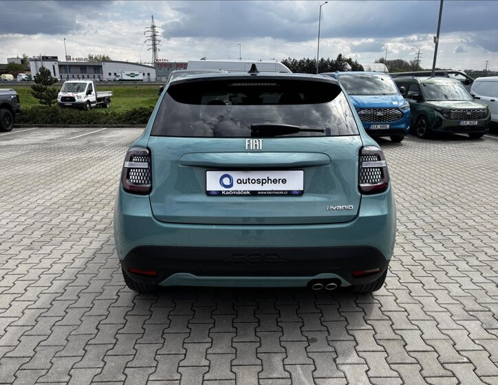 Fiat 600 SUV / Terénní 1,2 l 100 kw