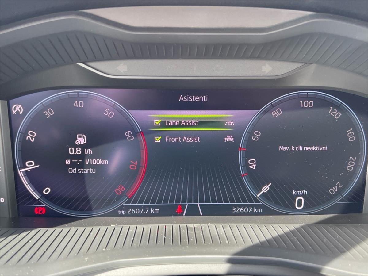 Škoda Scala Hatchback 1,5 l 110 kw