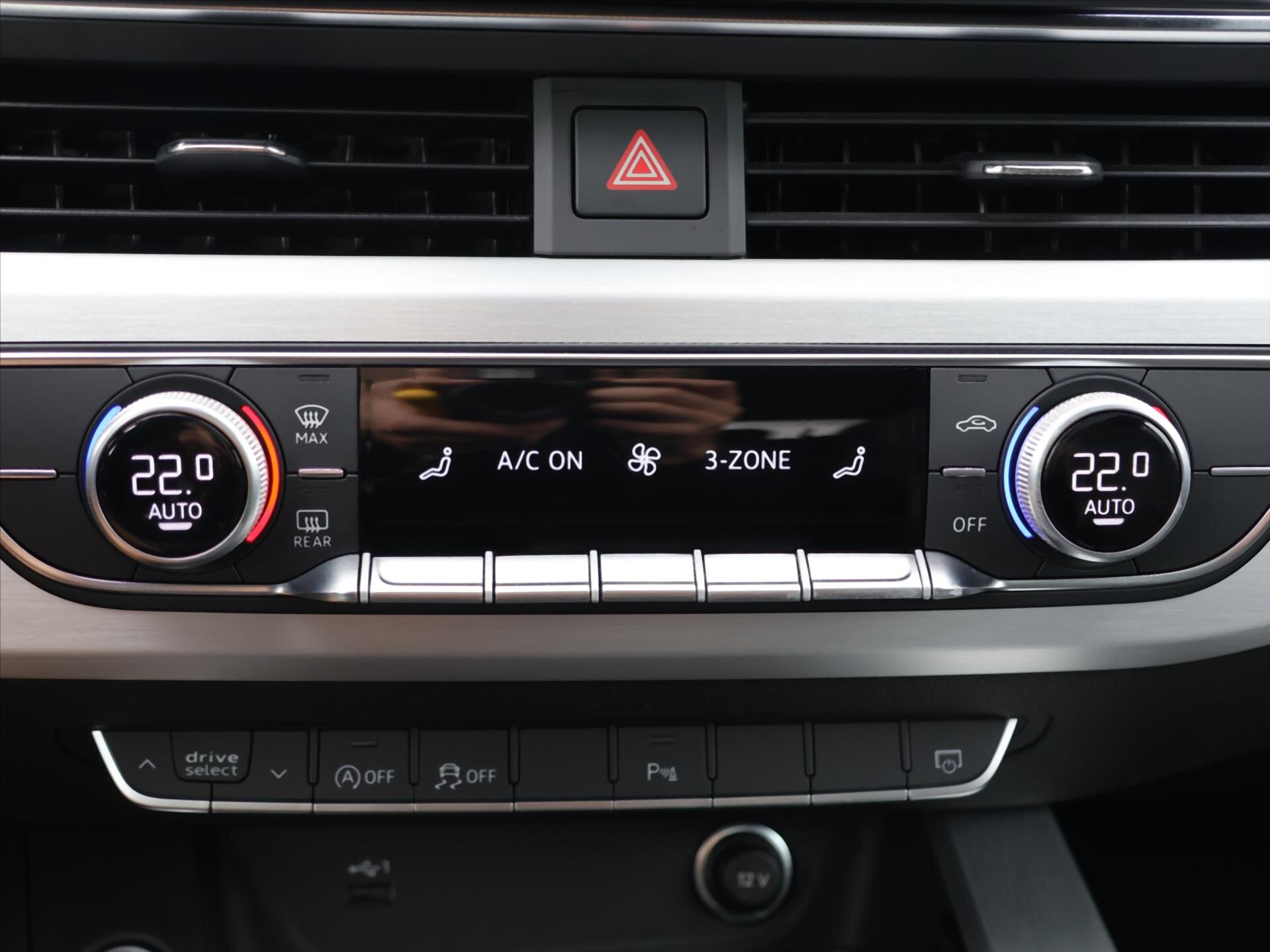 Audi A4 Kombi 2,0 l 110 kw