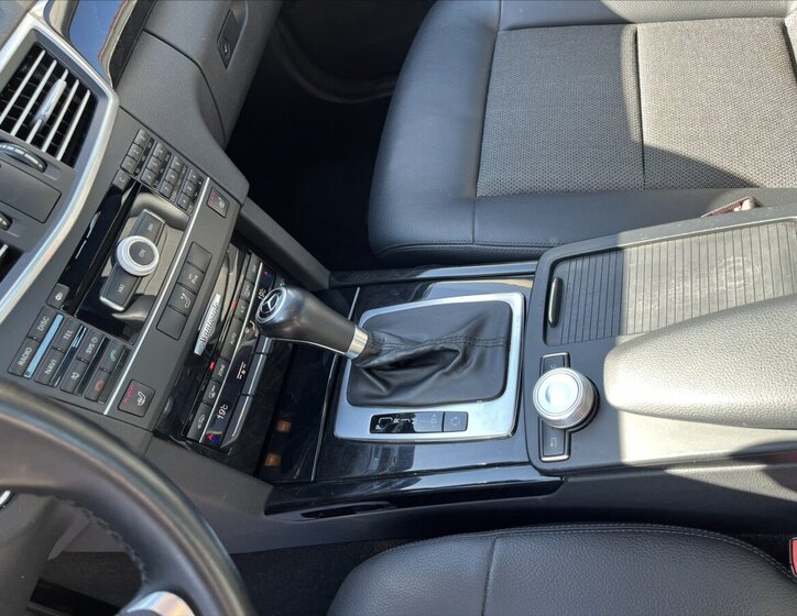 Mercedes-Benz Třídy E Sedan / Limuzína 2,1 l 100 kw