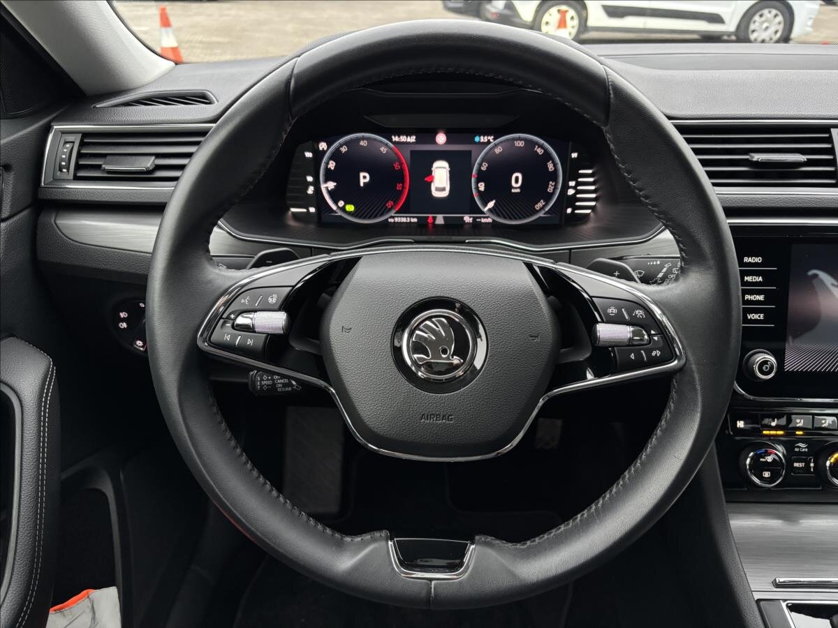 Škoda Superb Kombi 2,0 l 110 kw