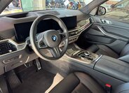 BMW X7 SUV / Terénní 4,4 l 390 kw