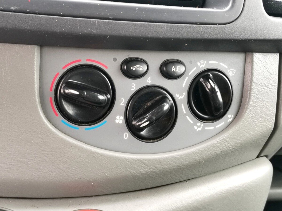 Renault Trafic Ostatní 2,0 l 66 kw