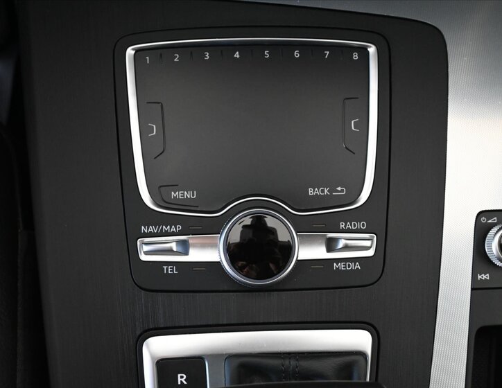 Audi Q5 SUV 2,0 l 140 kw