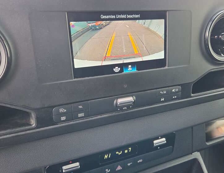 Mercedes-Benz Sprinter 12