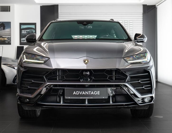 Lamborghini Urus 2