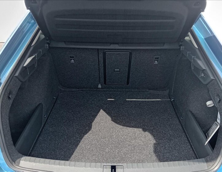 Škoda Octavia Sedan / Limuzína 1,5 l 110 kw