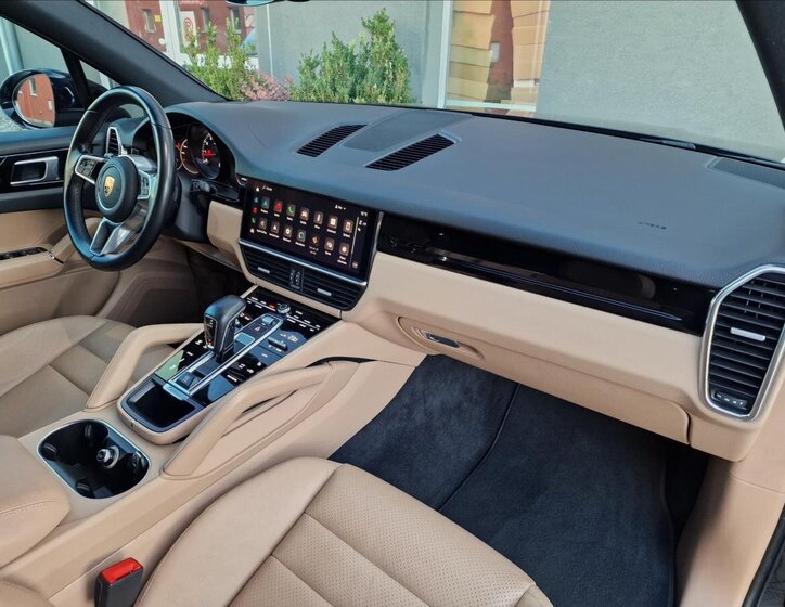 Porsche Cayenne SUV 3,0 l 250 kw