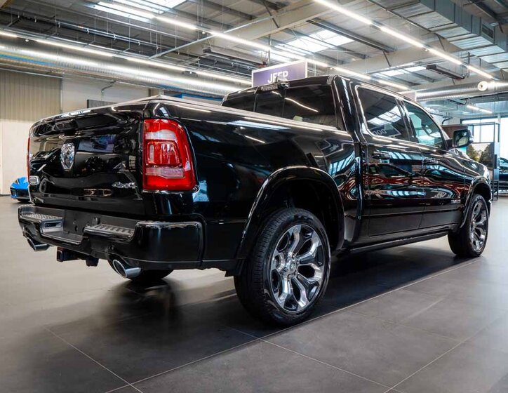 Dodge RAM Pick-up 5,7 l 291 kw