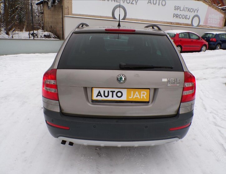 Škoda Octavia Kombi 2,0 l 103 kw