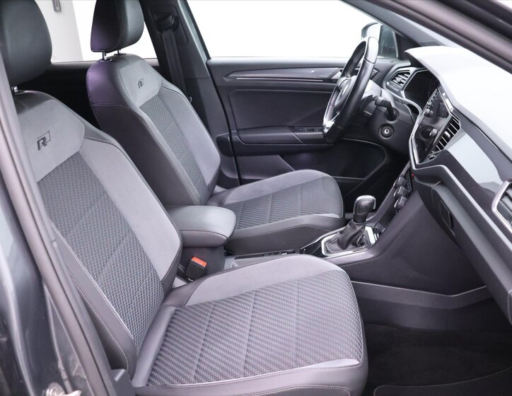 Volkswagen T-Roc SUV 1,5 l 110 kw