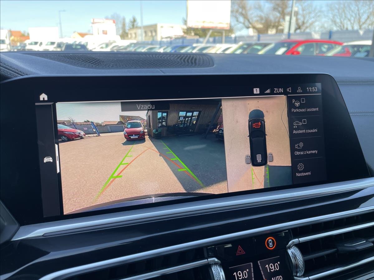 BMW X7 SUV / Terénní 3,0 l 195 kw