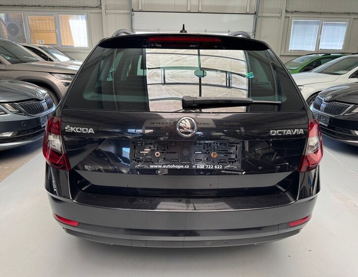 Škoda Octavia Kombi 2,0 l 110 kw