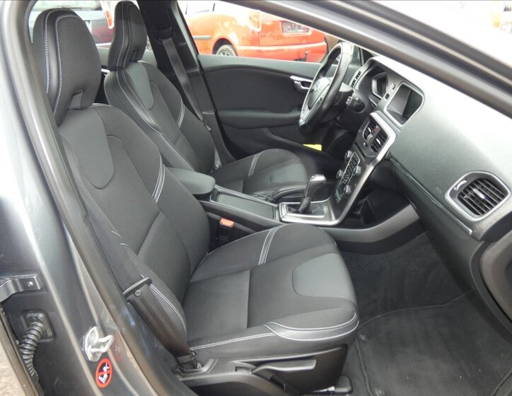 Volvo V40 Hatchback 2,0 l 88 kw