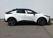 Toyota C-HR 2