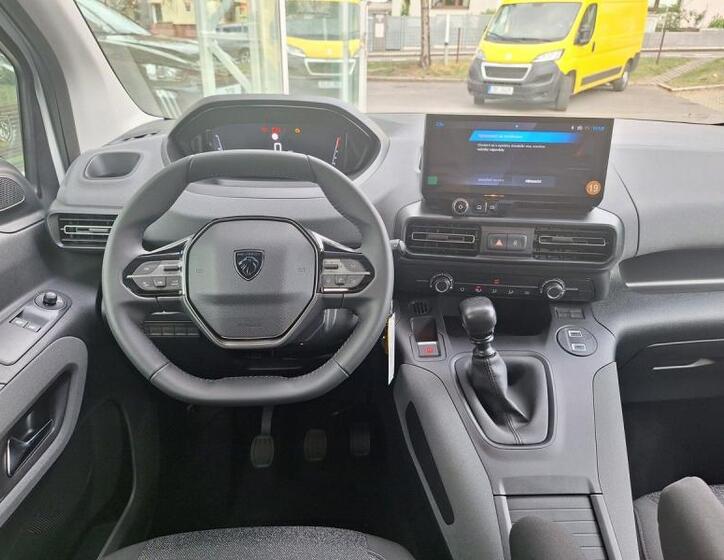 Peugeot Rifter 11