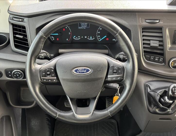 Ford Transit 16