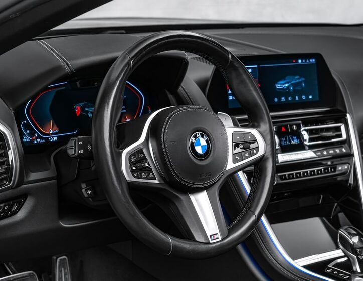 BMW Řada 8 16