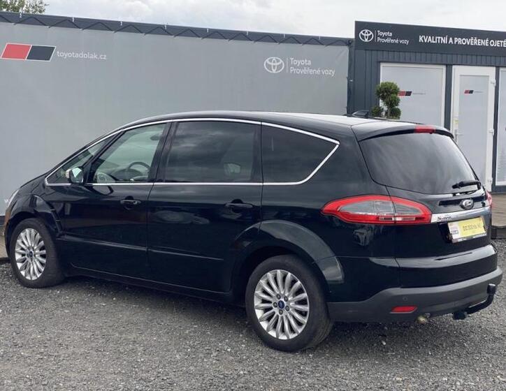 Ford S-MAX 4