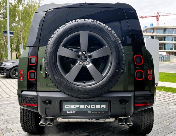 Land Rover Defender SUV / Terénní 5,0 l 313 kw