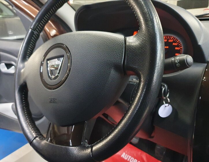 Dacia Duster SUV / Terénní 1,6 l 77 kw