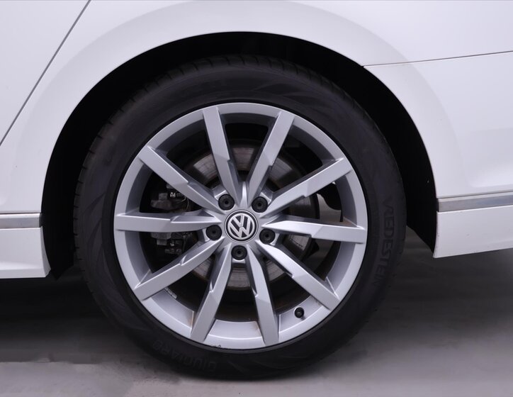 Volkswagen Passat Kombi 2,0 l 200 kw