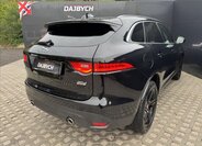 Jaguar F-Pace SUV 3,0 l 221 kw