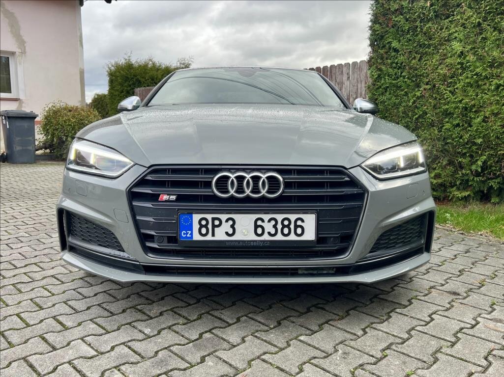 Audi S5 Kupé 3,0 l 255 kw
