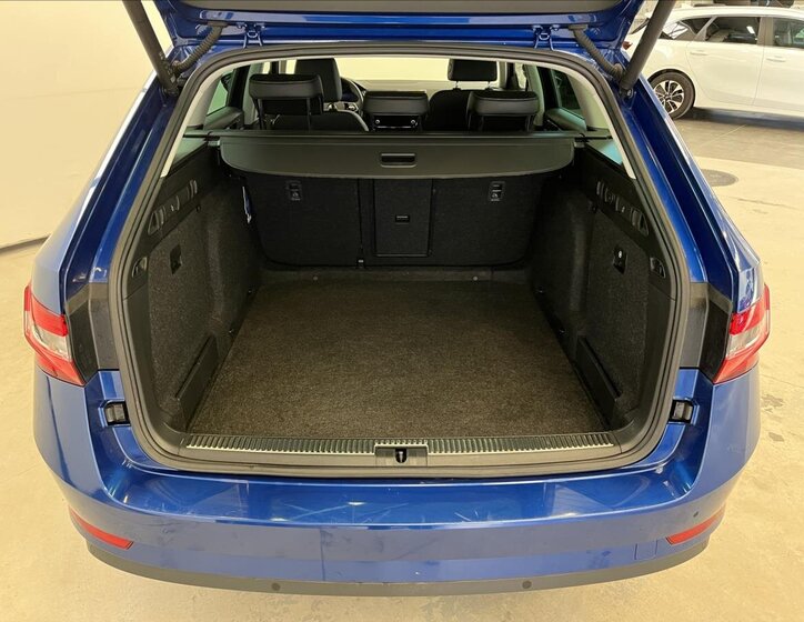 Škoda Superb Kombi 2,0 l 110 kw