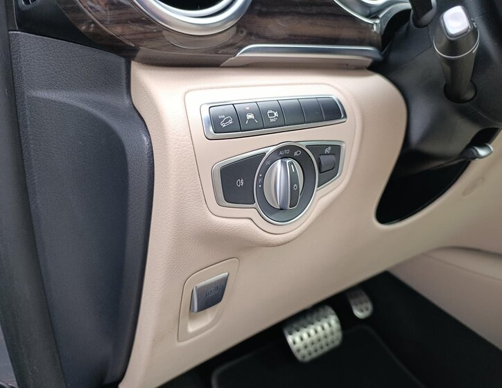 Mercedes-Benz Třídy V Ostatní 2,1 l 173 kw