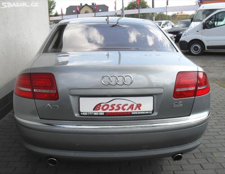Audi A8 Sedan / Limuzína 4,2 l 257 kw