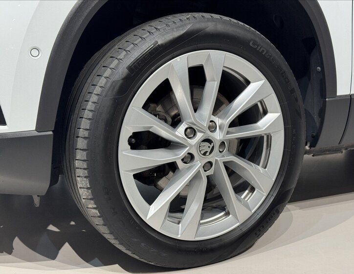 Škoda Karoq SUV / Terénní 2,0 l 110 kw