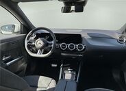 Mercedes-Benz EQA 11