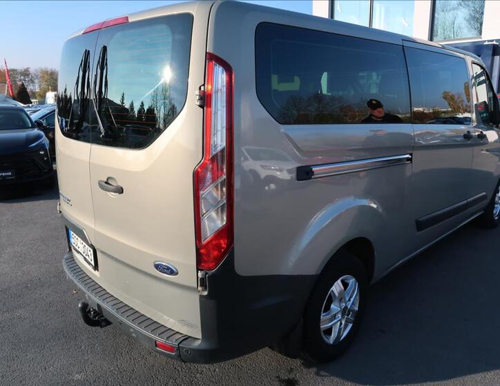 Ford Transit Custom 3