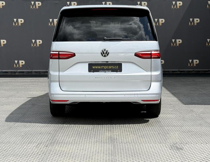 Volkswagen Multivan 5