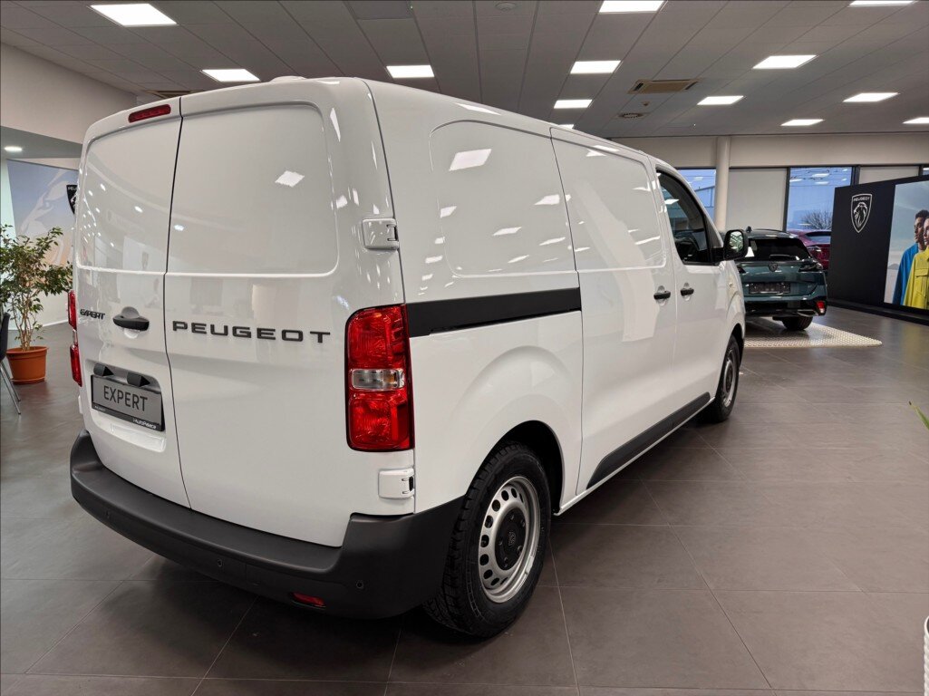 Peugeot Expert Skříň 2,2 l 110 kw