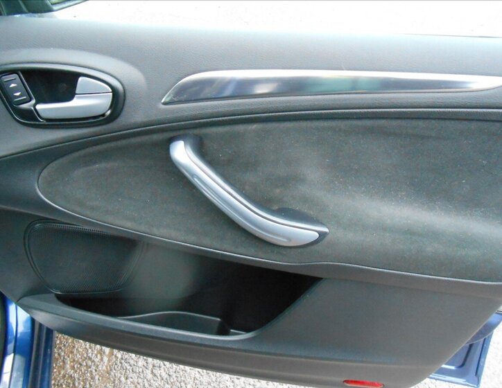 Ford Galaxy Kombi 2,0 l 103 kw