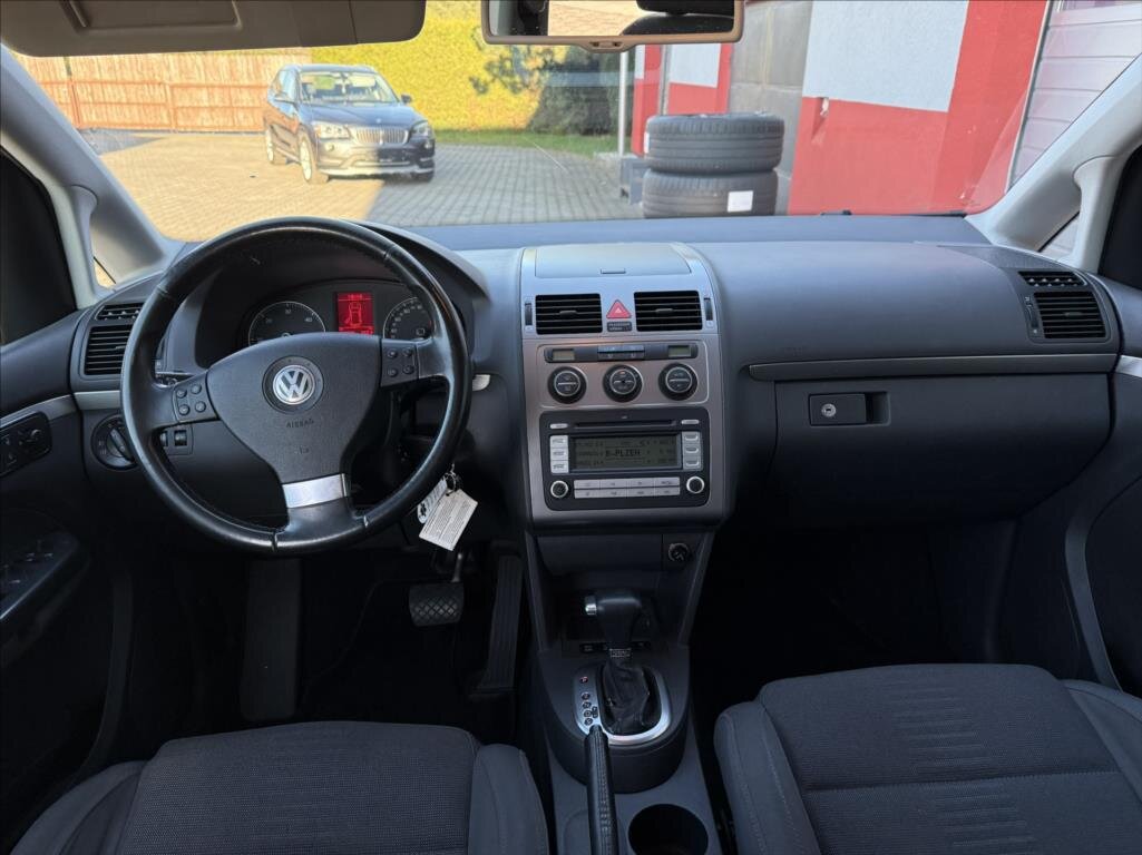 Volkswagen Touran MPV 2,0 l 103 kw