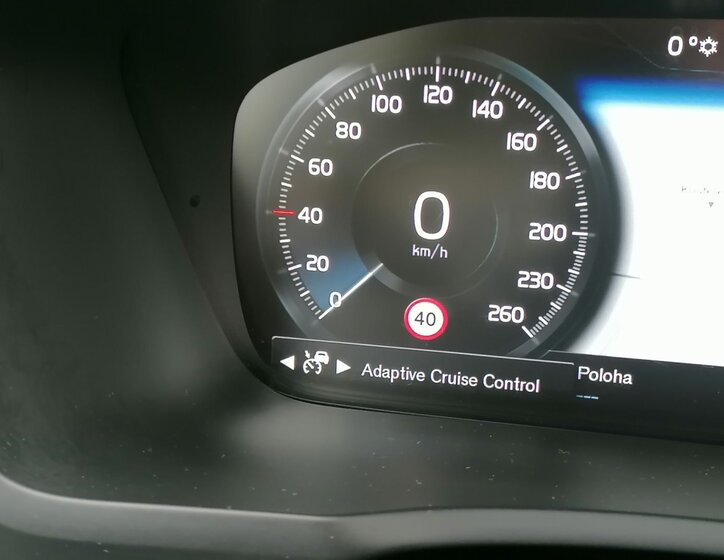 Volvo XC90 Kombi 2,0 l 165 kw