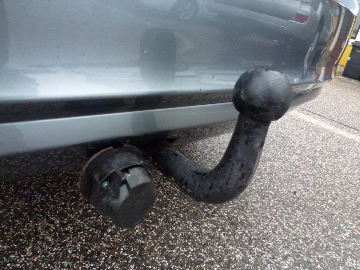 Škoda Superb Kombi 1,6 l 77 kw