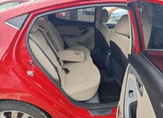 Hyundai Elantra Sedan 1,6 l 97 kw