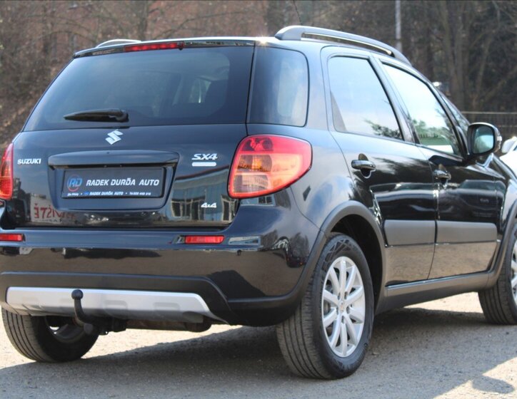 Suzuki SX4 Hatchback 1,6 l 88 kw