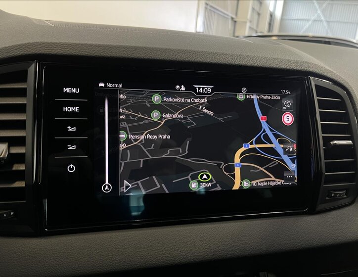 Škoda Karoq SUV 2,0 l 140 kw