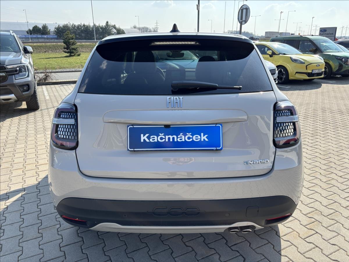 Fiat 600 SUV / Terénní 1,2 l 100 kw